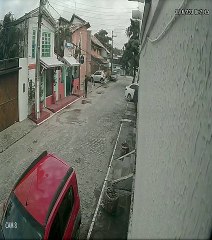 Assalto em frente a restaurante no Francês