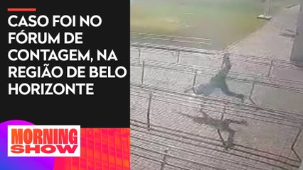 Homem é flagrado por câmeras fazendo piruetas após audiência de divórcio