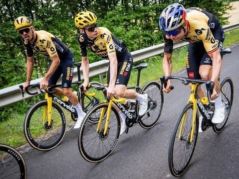 Tour de France 2023 : le maillot jaune, Jonas Vingegaard, prive son coéquipier de la naissance de son enfant !