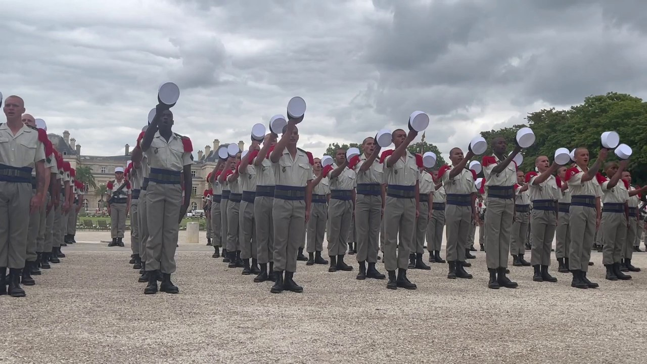 Légion étrangère : les images exclusives de la remise des képis blancs aux nouveaux légionnaires