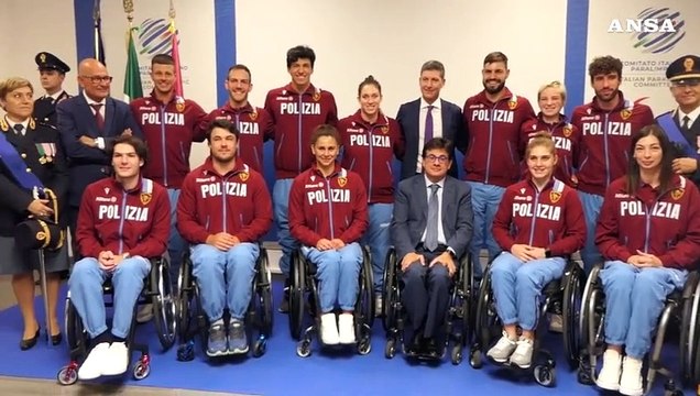Polizia, il giuramento dei paralimpici. Bebe Vio: Emozione fortissima