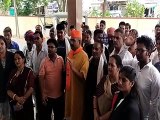 video: भाजपा कार्यकर्ताओं ने अधीक्षण अभियंता कार्यालय में किया प्रदर्शन