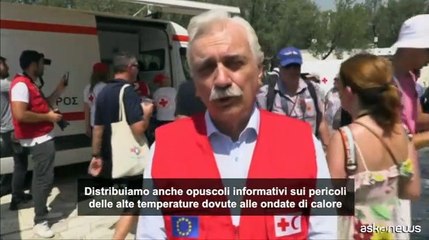Oltre 43 gradi ad Atene, acqua gratis all'Acropoli per i turisti