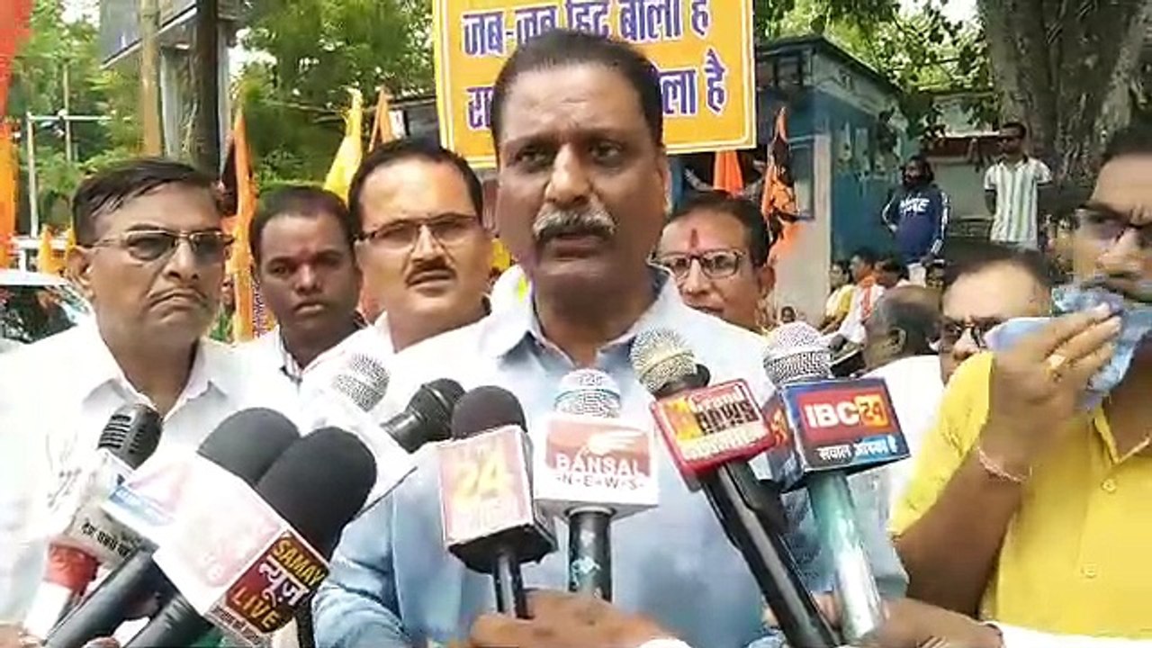शासकीय कार्य में बाधा का अपराध दर्ज करने के विर...