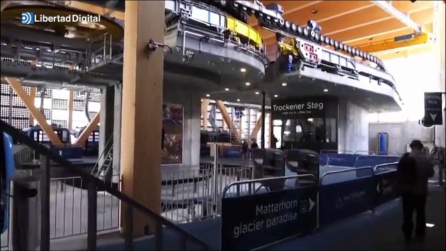 Un nuevo teleférico conecta Suiza e Italia a través de los Alpes