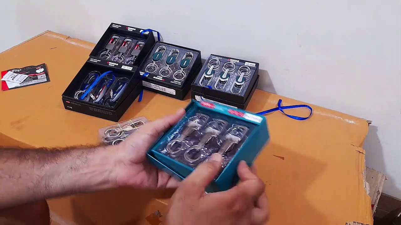 MEGA Unboxing and Review of OMUDA Key Chains Key Holder Keyring Men's Fashion Key Chain Birthday Gift Metal Key Ring