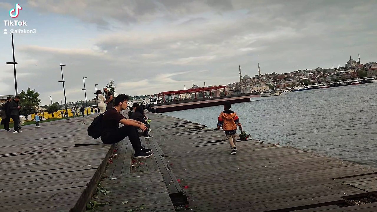 Haliç parkı ve gemi gezintileri.