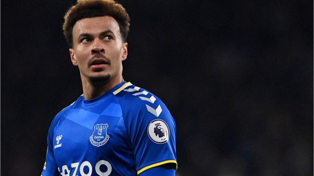 Voici - “J’avais six ans” : le footballeur anglais Dele Alli se confie sur les abus sexuels qu’il a subis enfant