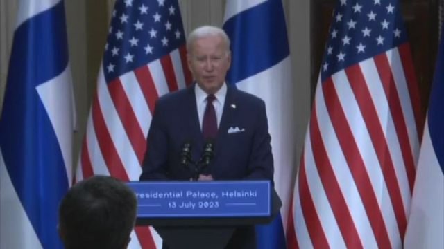 Biden da Helsinki: escludo che la Russia usi armi nucleari in Ucraina