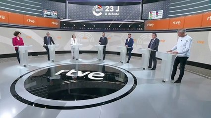 Las soflamas xenófobas de Vox encienden a Matute y Rufián: "Es fascismo decir que los violadores son de fuera"