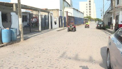 Ciudadanos exigen topes en Villa las Flores