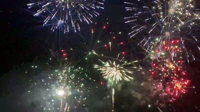 LE CREUSOT : Feux d'artifices de la Fête Nationale 2023