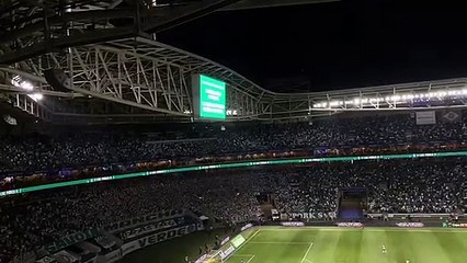 Torcedora morta após ser atingida por garrafa é homenageada no Allianz