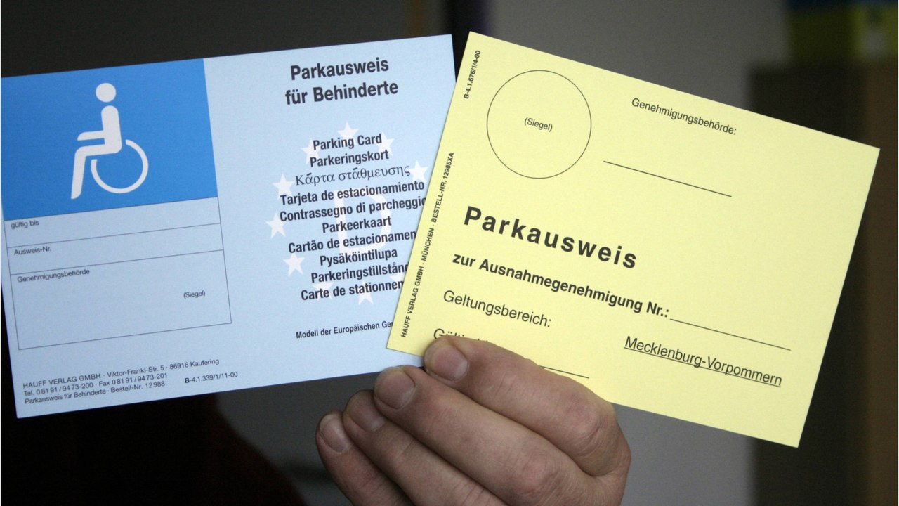 Urteil: wann ist ein parkausweis im auto gut sichtbar?