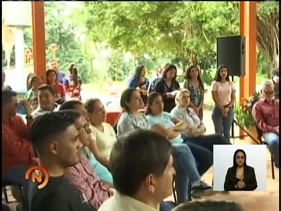 Ministerio para las Comunas entregó insumos para impulsar 100 hectáreas de maíz en el estado Barinas