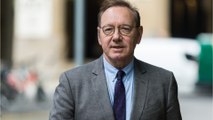 Voici - Procès de Kevin Spacey pour agressions sexuelles : Elton John témoigne en faveur de l'acteur