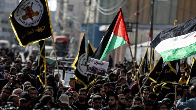 ما وراء الخبر- ما أبعاد اتهام كتيبة جنين السلطة الفسطينية باعتقال مقاومين؟