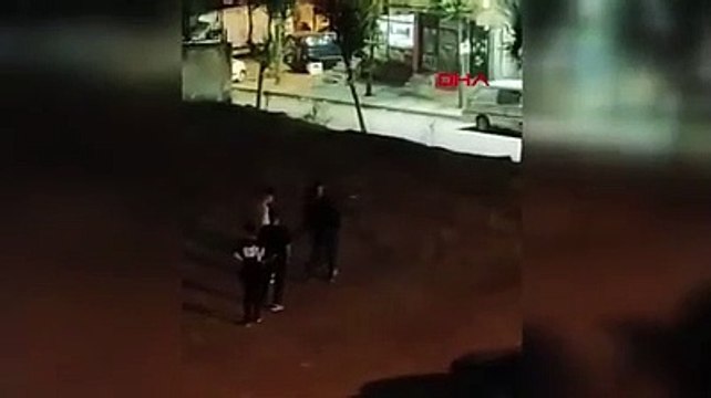 Sultangazi'de çocukların kurusıkı tabanca ile tehlikeli oyun, arkadaşının ayaklarına ateş etti: İşte o anlar