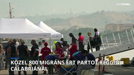 Közel 800 migráns ért partot Reggio Calabriánál