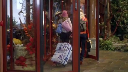 Blonde and Blonder Bande-annonce (EN)