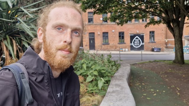 Should parking be free for doctors and nurses at NHS hospitals?