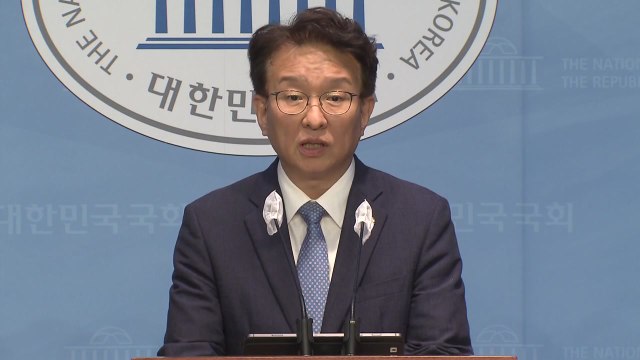 민주 김건희 여사, 리투아니아서 명품 쇼핑? 해명 촉구 / YTN