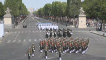 A Paris, un défilé sans accroc devant Macron et Modi pour la fête nationale