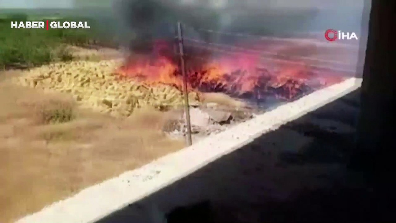 Diğer yığınlara da sıçradı! Şanlıurfa’da 100 ton saman yangında böyle küle döndü