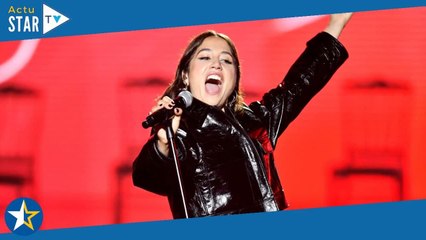 Izia Higelin bientôt en prison ? L'énorme peine que risque la chanteuse après ses propos sur Emmanue