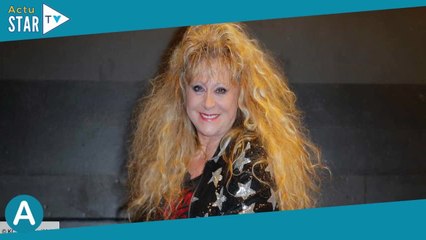 « Je n'ai jamais touché à la drogue, ni à l'alcool » : comment Sloane a évité les excès