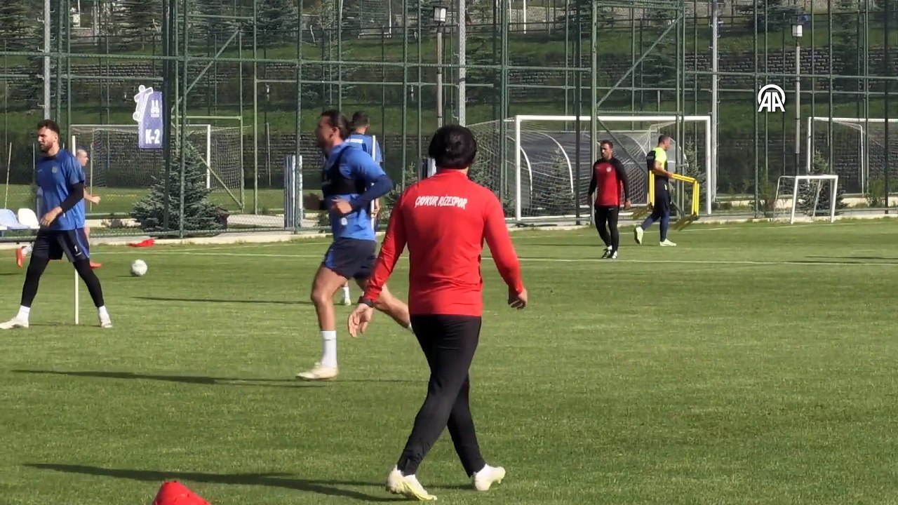 ERZURUM - Sinan Osmanoğlu, Çaykur Rizespor'un Süper Lig'de kalıcı olacağına inanıyor