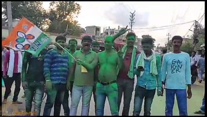 মুখ্যমন্ত্রীর উন্নয়ন এবং জনমুখী প্রকল্পের জন্যই রাজ্য জুড়ে সবুজ ঝড়, জানালেন পূর্ব বর্ধমান জেলা পরিষদের বিদায়ী সভাধিপতি শম্পা ধাড়া ~ ১৩.০৭.২০২৩