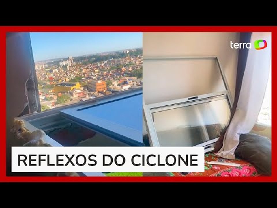 Ciclone: mulher mostra janela de apartamento que teria sido arrancada por ventania em São Paulo