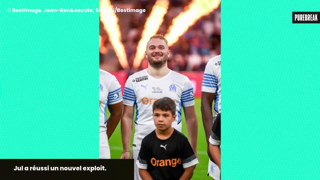 Jul vient de battre un nouveau record qui en dit long sur la façon dont sa musique est consommée