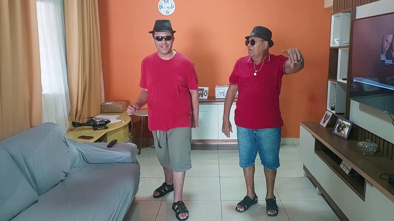Luis Henrique e Vovô Valdivino Dançando Bebedeira é Bebedeira