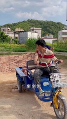 干啥啥不行，挨揍第一名！-搞笑-_-门-抖音小助手-