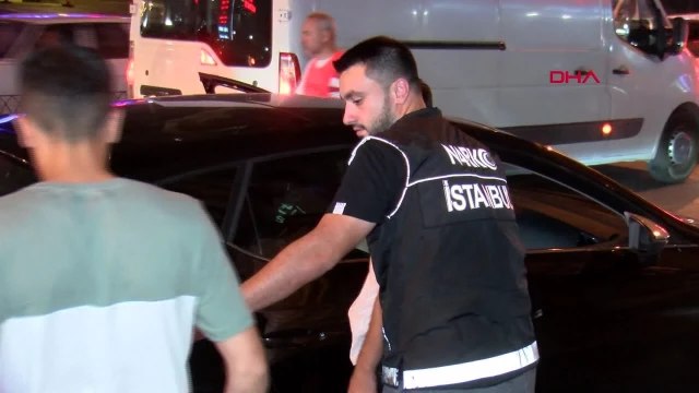 İstanbul'da Narkotik Uygulaması: Şüpheli Araçlar Didik Didik Arandı