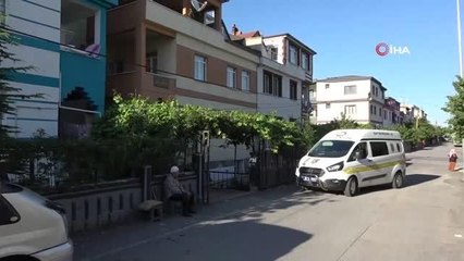 Oğlunu kurtarmak isteyen anne yaralandı