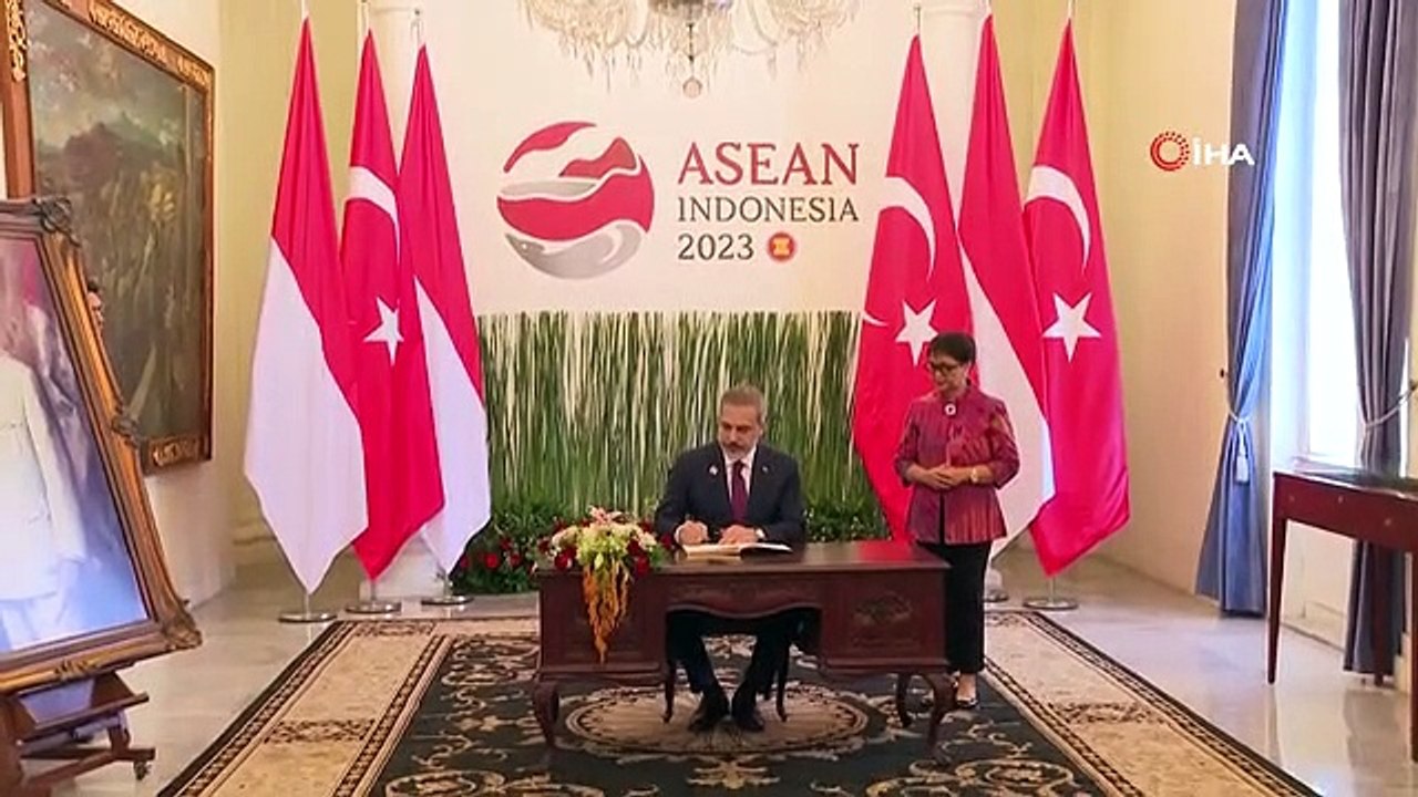 Bakan Fidan, Endonezyalı mevkidaşı Marsudi ile görüştü