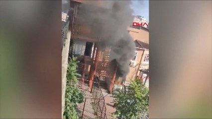 Fatih'te İki Ayrı Noktada Yangın Çıktı