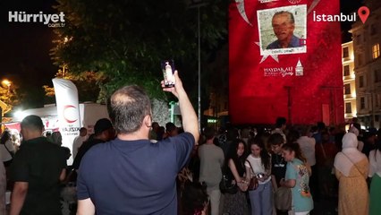15 Temmuz şehitlerinin fotoğrafları Galata Kulesi'ne yansıtıldı