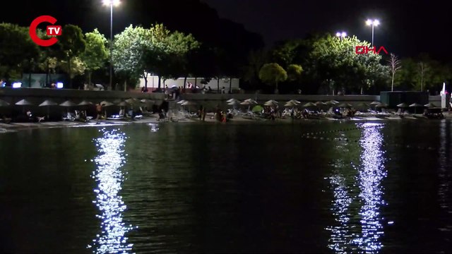 SICAKLARDAN BUNALAN VATANDAŞLAR SAHİLLERE AKIN ETTİ