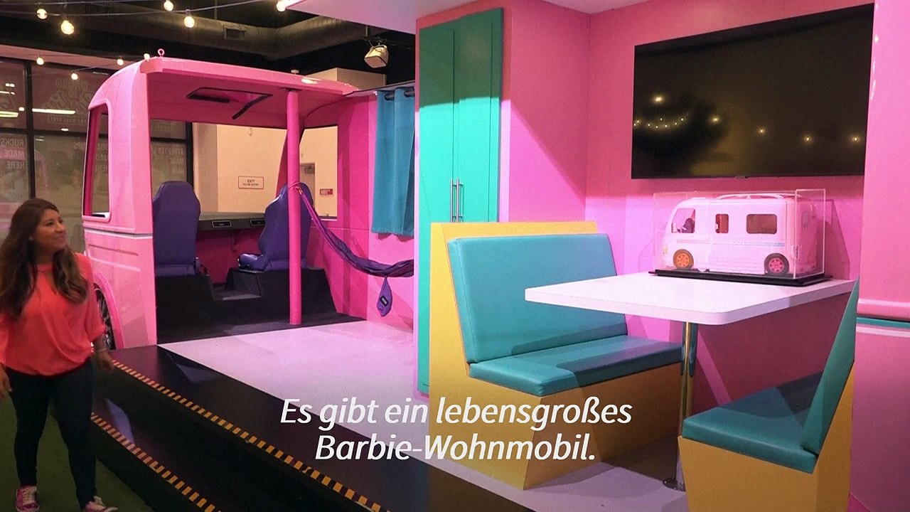 Eintauchen in die Welt von Barbie