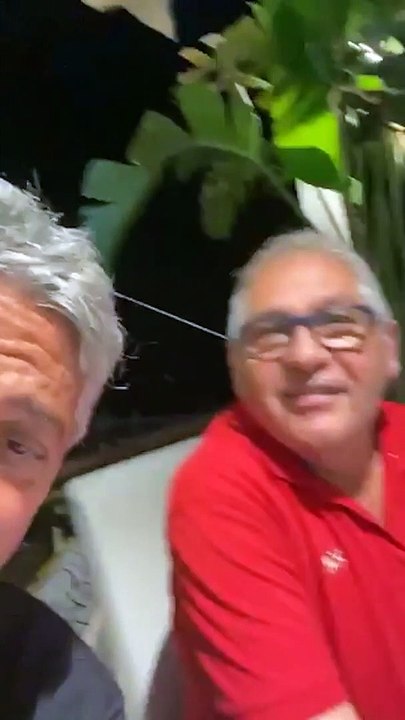 Fiorello in vacanza tra Taormina e Letojanni