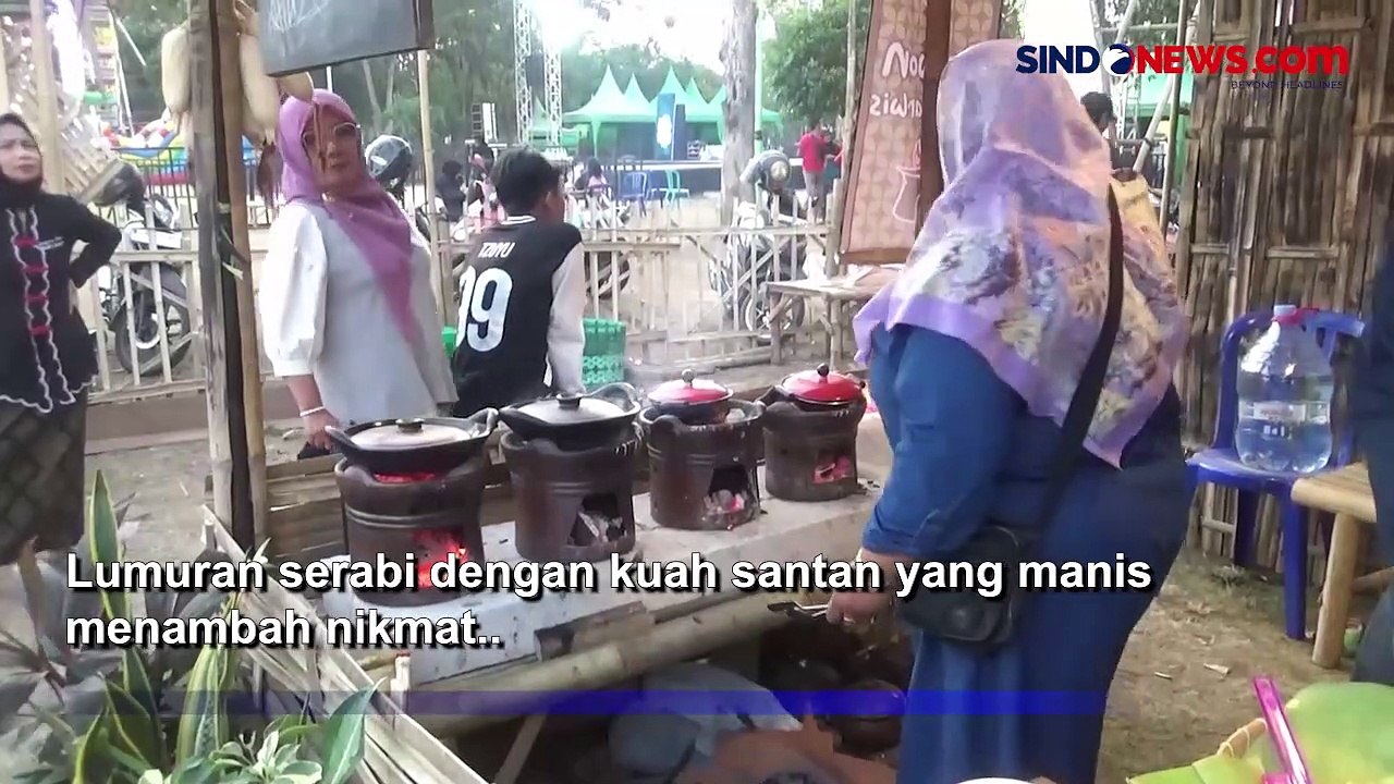 Kuliner Khas Probolinggo, Nikmatnya Menyantap Serabi Kelapa Muda