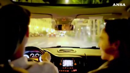 Quando guidi, guida e basta