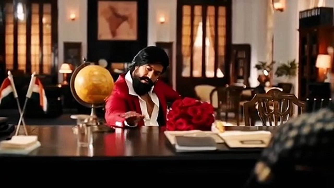 MONEY RAIN Ft. ROCKY BHAI  _ Rocky Bhai Attitude Status _ K.G.F Chapter 2  _ ZAID EDITZ