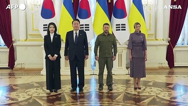 Ucraina, il presidente sudcoreano Yoon incontra Zelensky a Kiev