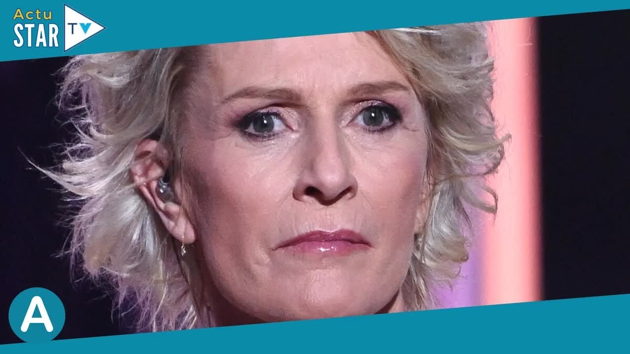 "Émotions et tristesse" : Sophie Davant face à...