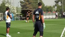 MADRİD - Arda Güler, Real Madrid antrenmanlarındaki futboluyla övgü alıyor